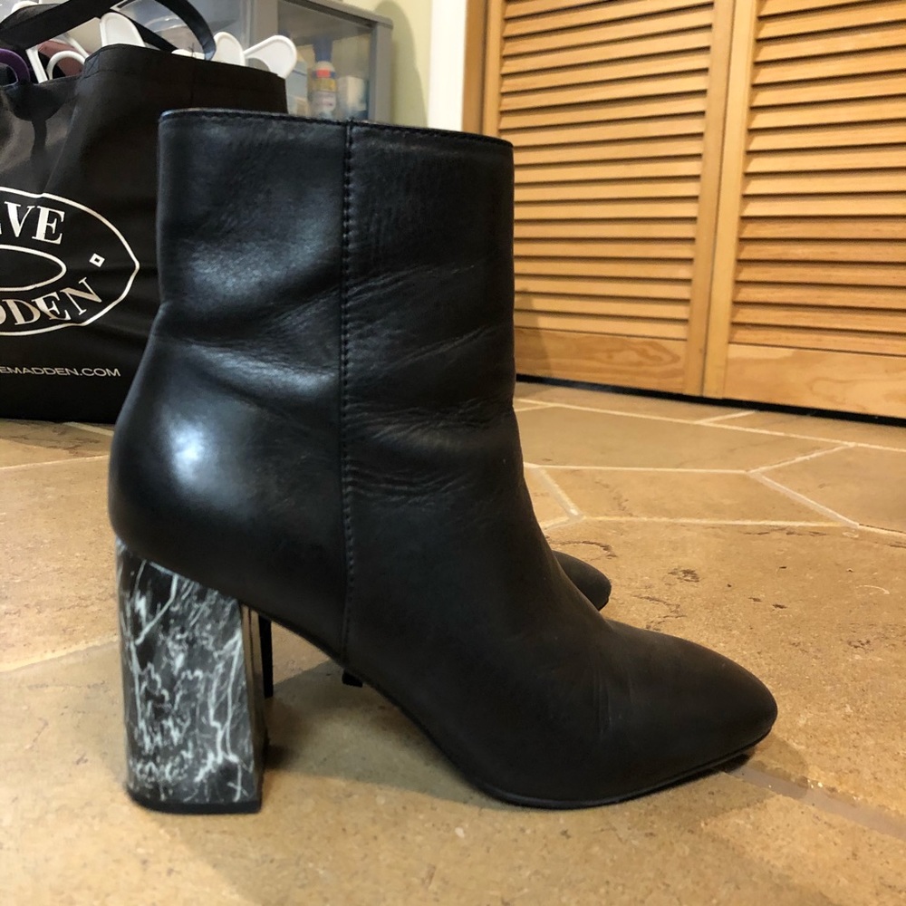 Steve Madden bootie